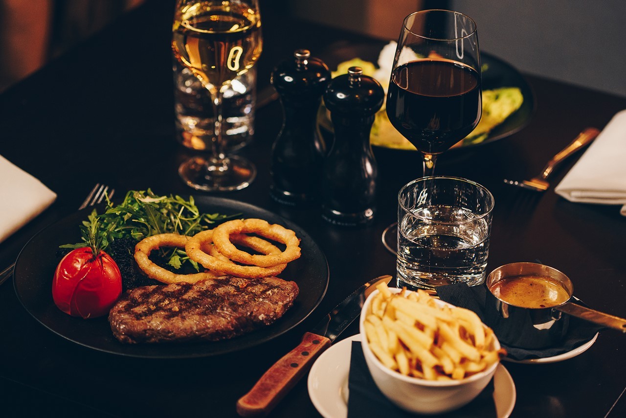 Casual Food & Beverage Staff